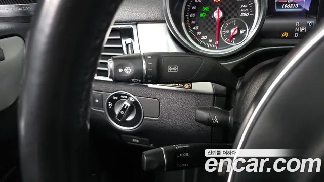 Mercedes-Benz GLE-Class 2018 — фото 18