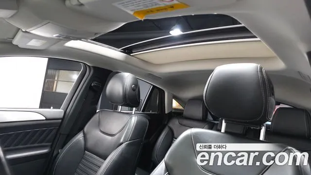 Mercedes-Benz GLE-Class 2018 — фото 19