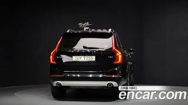 Volvo XC90 2018 — фото 4