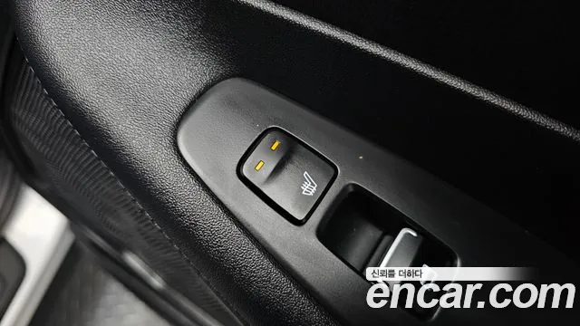 Hyundai Santafe 2023 — фото 18