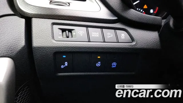 Hyundai Santafe 2018 — фото 17