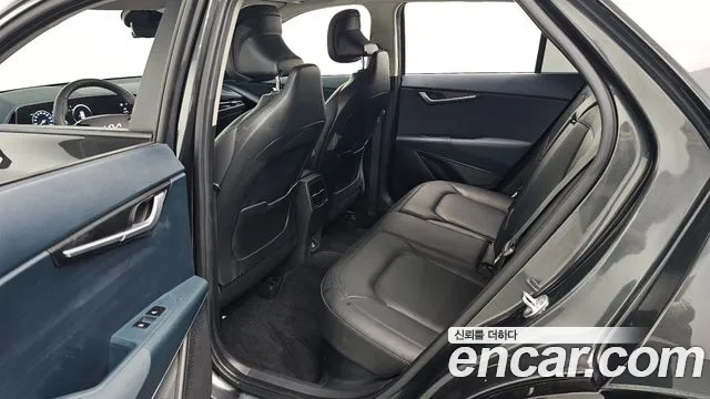 Kia Niro 2022 — фото 12
