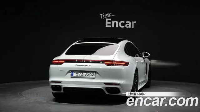 Porsche Panamera 2020 — фото 4