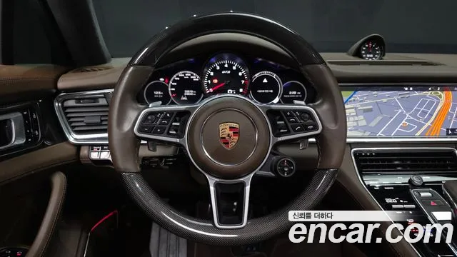 Porsche Panamera 2020 — фото 13