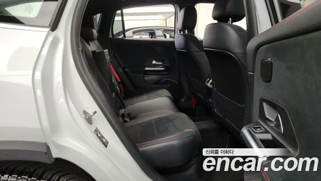 Mercedes-Benz GLA-Class 2022 — фото 12