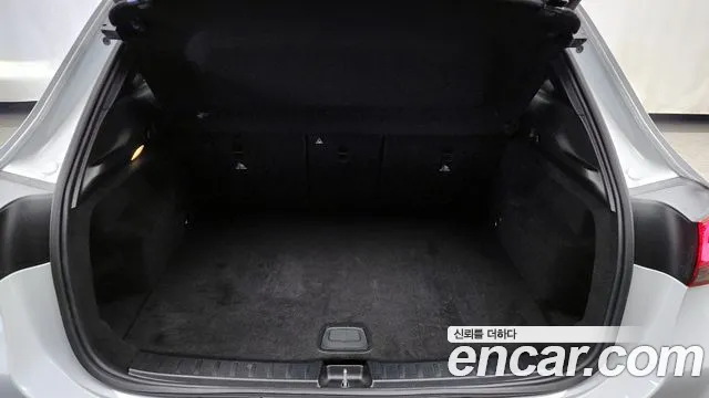 Mercedes-Benz GLA-Class 2022 — фото 20