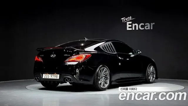 Hyundai Genesis 2015 — фото 2