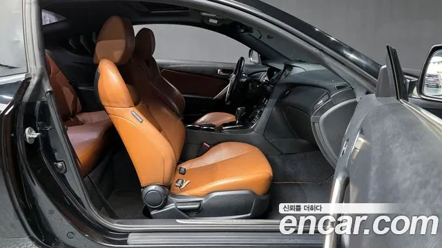 Hyundai Genesis 2015 — фото 11