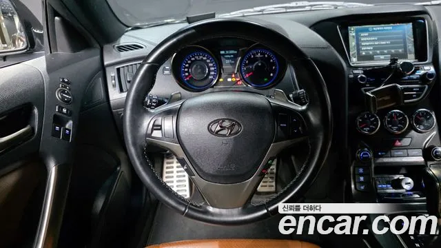 Hyundai Genesis 2015 — фото 13