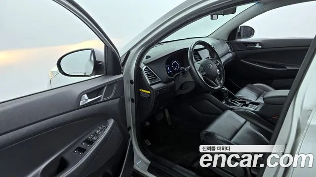 Hyundai Tucson 2017 — фото 10