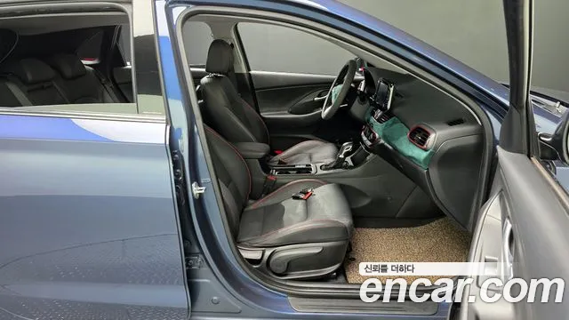 Hyundai i30 2018 — фото 10