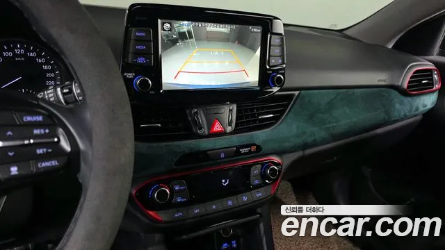 Hyundai i30 2018 — фото 15