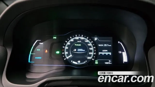 Hyundai Ioniq 2018 — фото 8