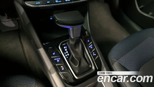 Hyundai Ioniq 2018 — фото 9