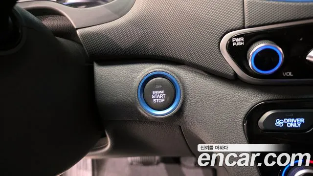 Hyundai Ioniq 2018 — фото 18