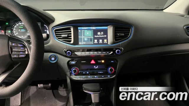 Hyundai Ioniq 2018 — фото 20