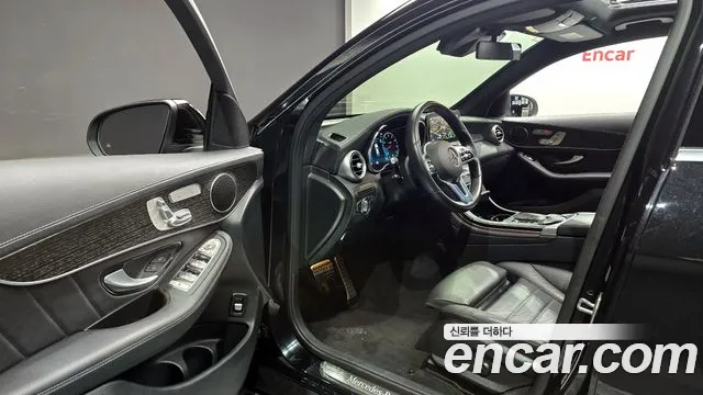 Mercedes-Benz GLC-Class 2023 — фото 11