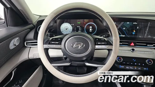 Hyundai AVANTE 2023 — фото 12