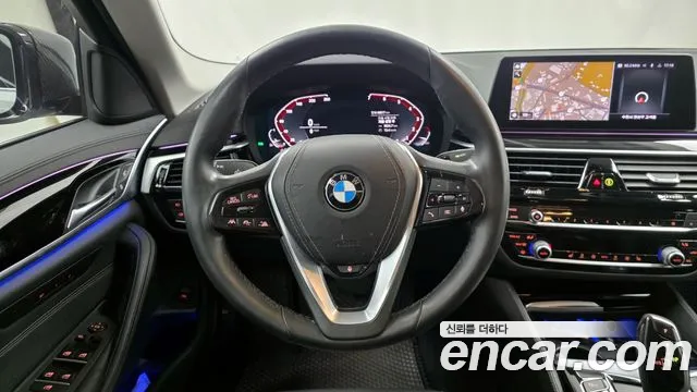 BMW 5-Series 2020 — фото 13