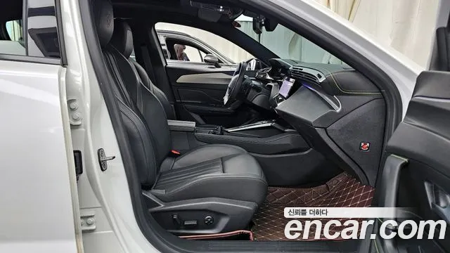 Peugeot 408 2023 — фото 11