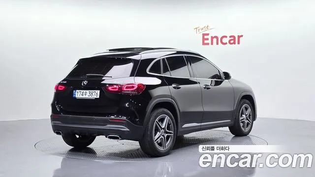 Mercedes-Benz GLA-Class 2022 — фото 2