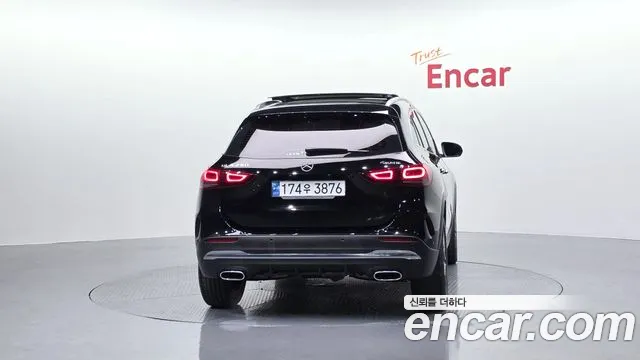 Mercedes-Benz GLA-Class 2022 — фото 4