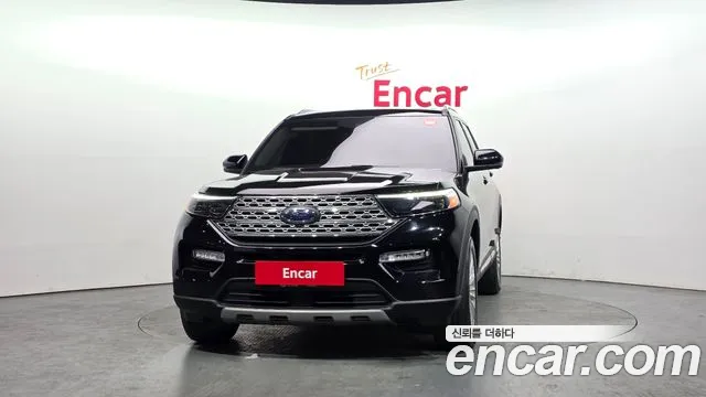 Ford Explorer 2022 — фото 3