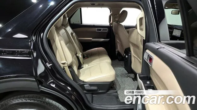 Ford Explorer 2022 — фото 12