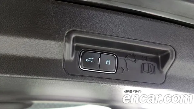 Ford Explorer 2022 — фото 20