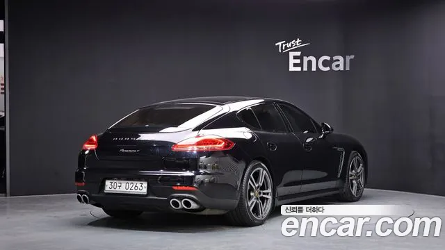 Porsche Panamera 2016 — фото 2