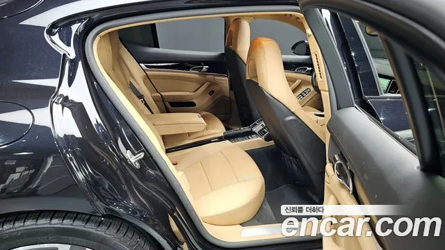 Porsche Panamera 2016 — фото 12