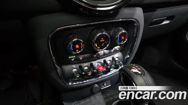 Mini Clubman 2019 — фото 17