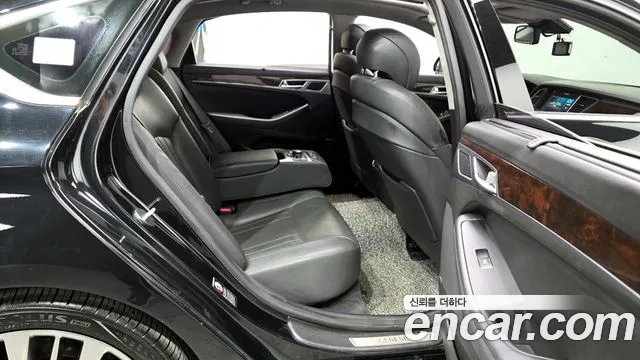 Hyundai Genesis 2016 — фото 12