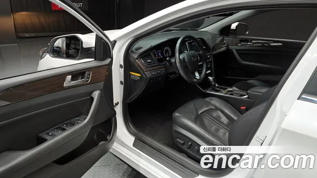 Hyundai Sonata 2019 — фото 10