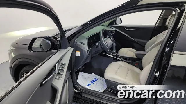 Kia Niro 2022 — фото 10