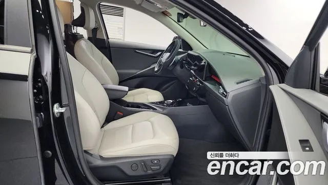 Kia Niro 2022 — фото 12