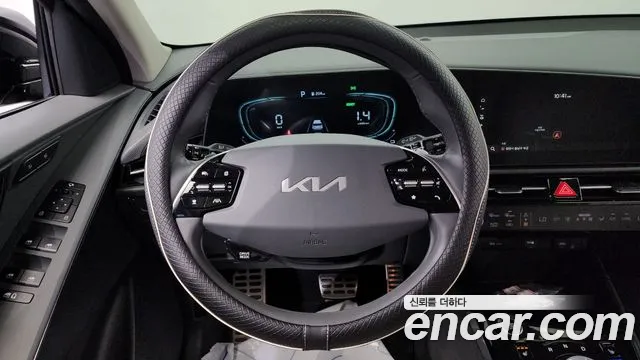 Kia Niro 2022 — фото 14