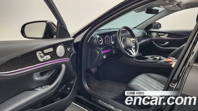 Mercedes-Benz E-Class 2020 — фото 10