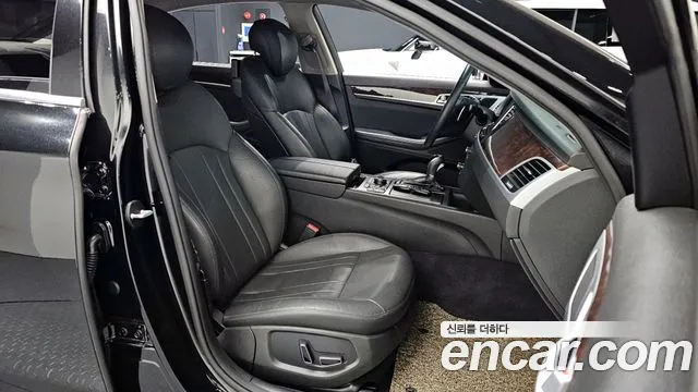 Hyundai Genesis 2015 — фото 10