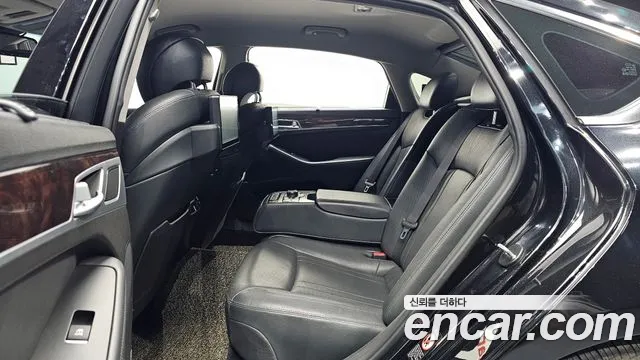 Hyundai Genesis 2015 — фото 12