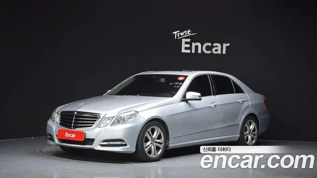 Mercedes-Benz E-Class 2012 — фото 1
