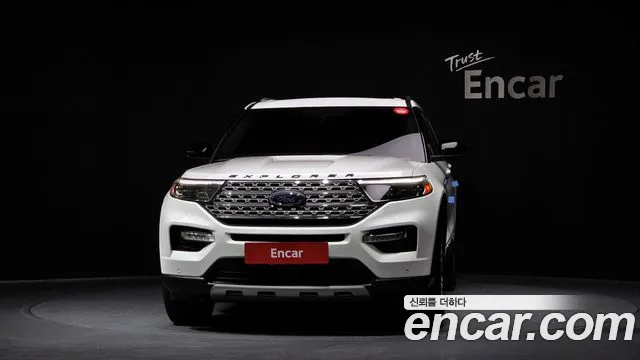 Ford Explorer 2022 — фото 3