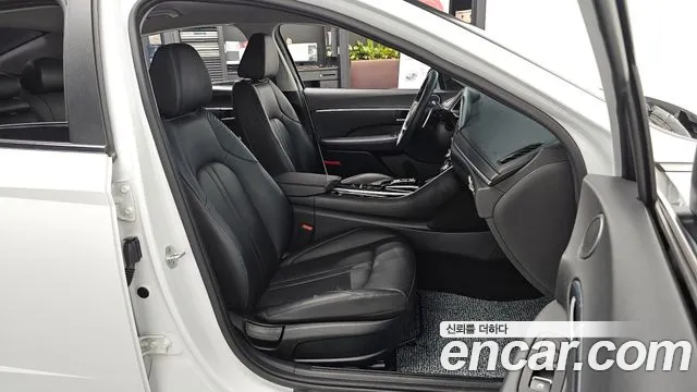 Hyundai Sonata 2020 — фото 9