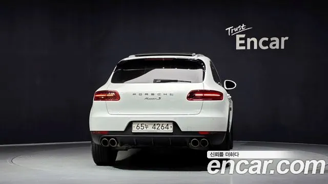 Porsche Macan 2017 — фото 4