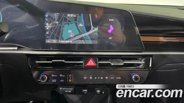 Kia Niro 2022 — фото 14