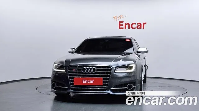 Audi S8 2015 — фото 3