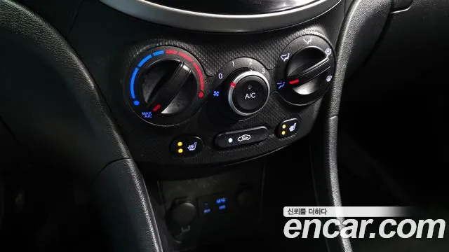 Hyundai Accent 2019 — фото 16