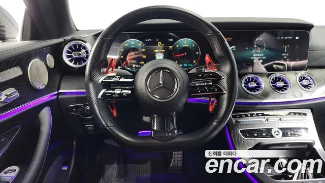 Mercedes-Benz E-Class 2022 — фото 13