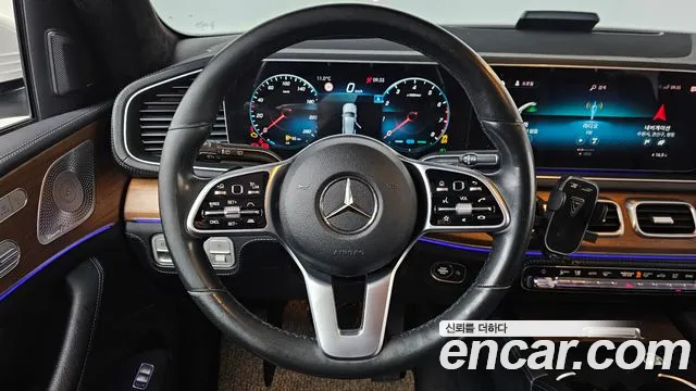 Mercedes-Benz GLE-Class 2020 — фото 13
