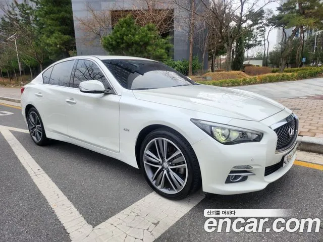 Infiniti Q50 2016 — фото 16